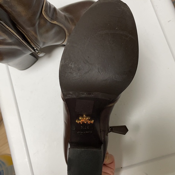 Prada boots - Picture 4 of 7